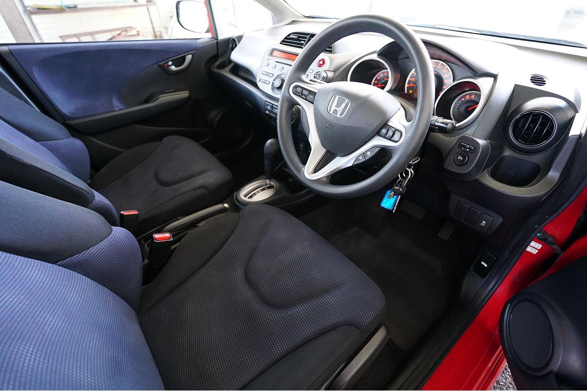 2012 Honda JAZZ JAZZ VTi GE8859EZ