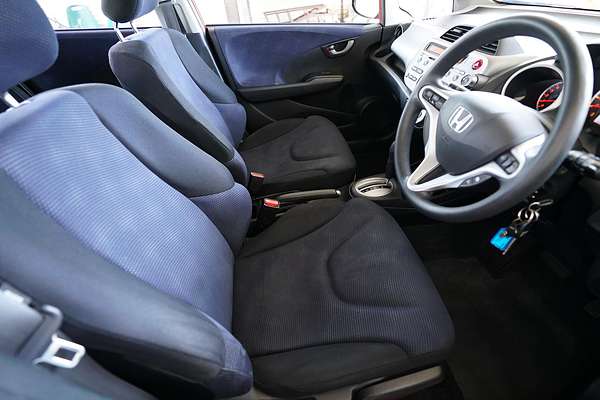 2012 Honda JAZZ JAZZ VTi GE8859EZ