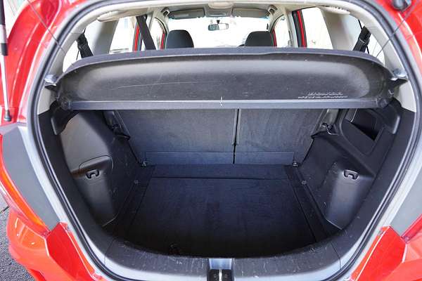 2012 Honda JAZZ JAZZ VTi GE8859EZ