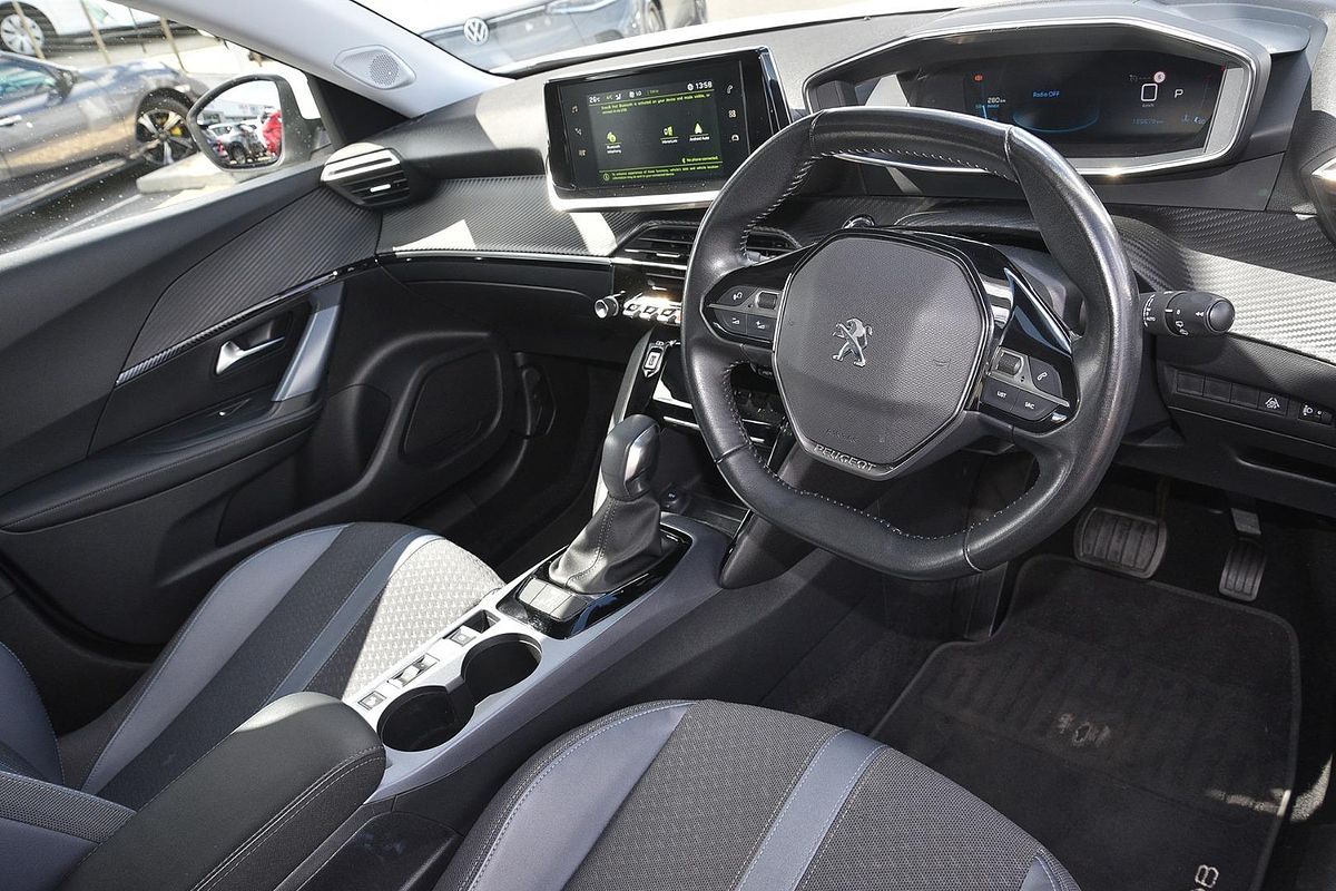 2021 Peugeot 2008 Allure P24