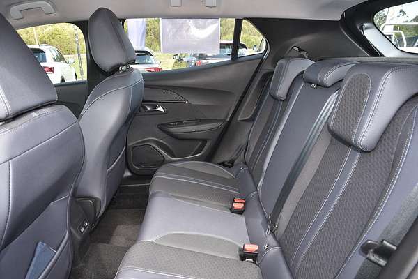 2021 Peugeot 2008 Allure P24