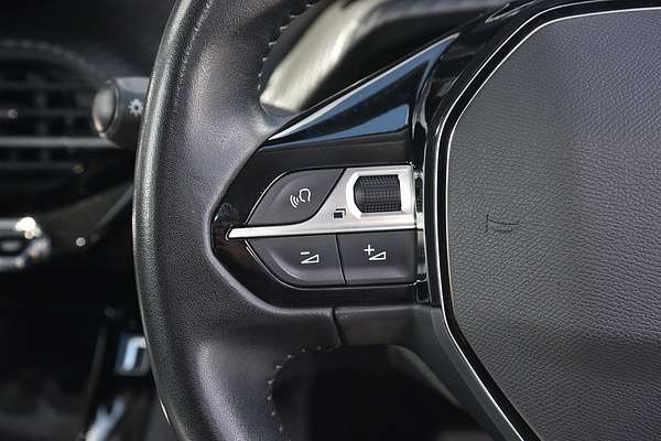 2021 Peugeot 2008 Allure P24
