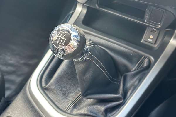 2018 Nissan Navara RX D23 Series 3 Rear Wheel Drive