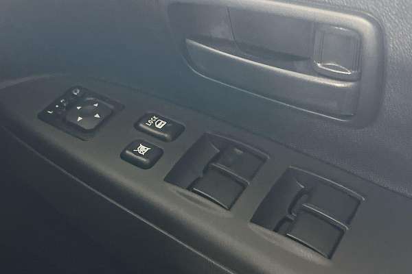 2024 Mitsubishi ASX MR XD