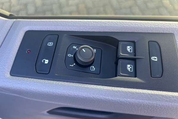 2023 Volkswagen Transporter TDI340 T6.1 LWB