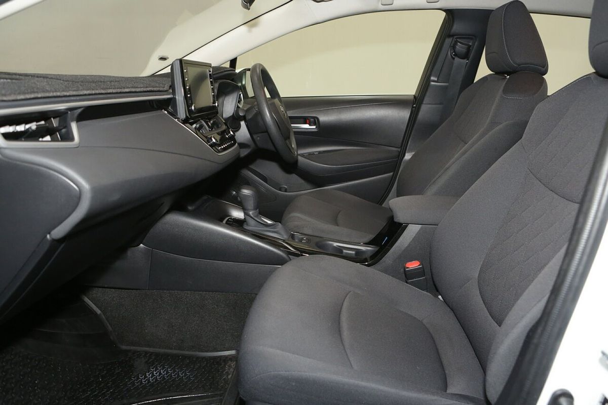 2020 Toyota Corolla Ascent Sport MZEA12R
