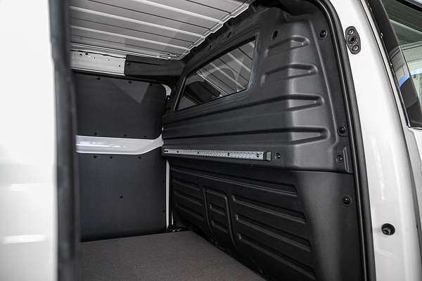 2025 Volkswagen ID. Buzz Cargo BEV550 EBN SWB