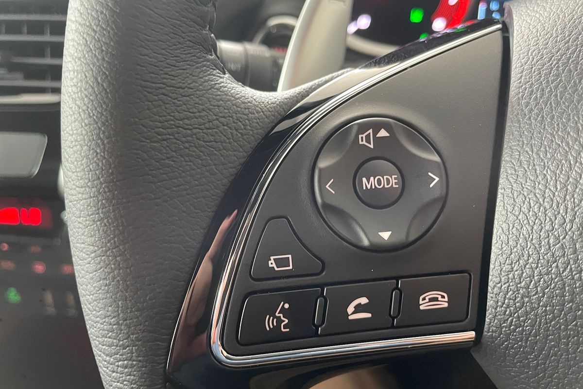 2024 Mitsubishi Eclipse Cross Exceed YB