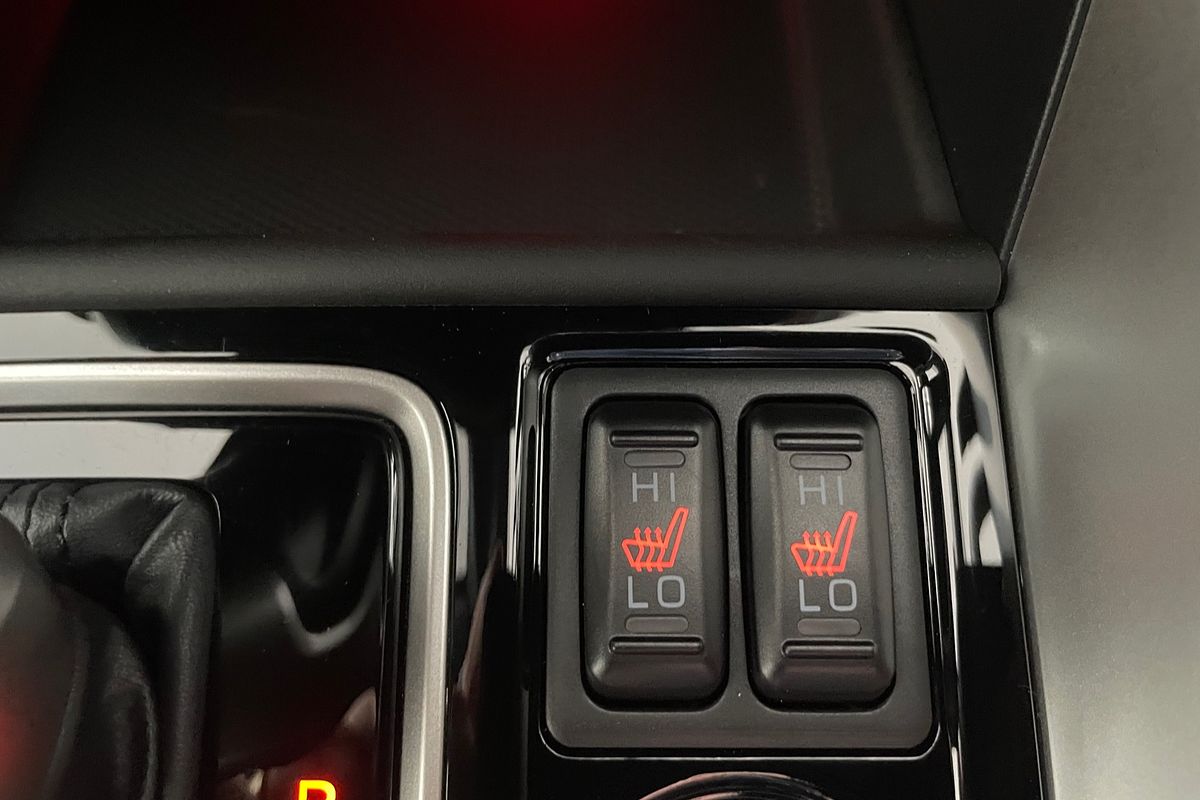 2024 Mitsubishi Eclipse Cross Exceed YB