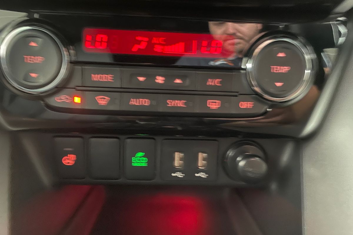 2024 Mitsubishi Eclipse Cross Exceed YB