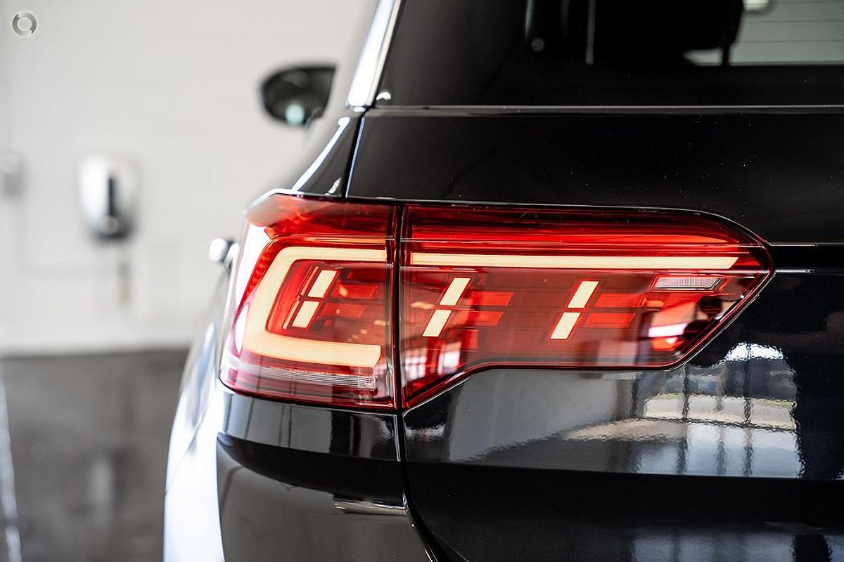 2025 Volkswagen T-Roc R D11