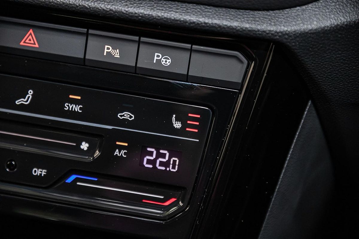2025 Volkswagen T-Roc R D11