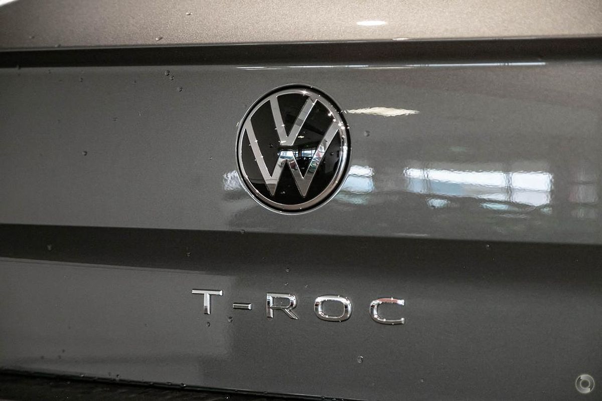 2025 Volkswagen T-Roc 110TSI Style D11