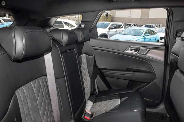 2025 Kia Sportage SX+ NQ5