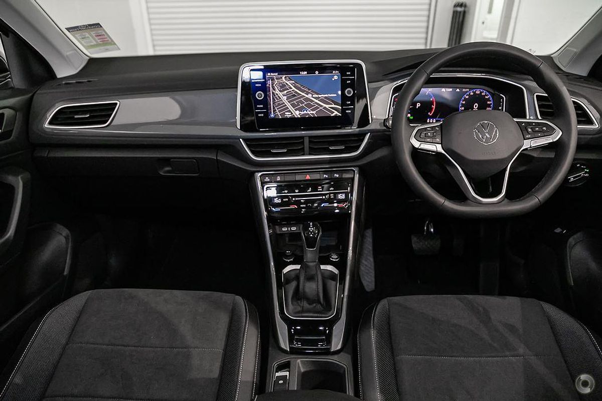 2025 Volkswagen T-Roc 110TSI Style D11