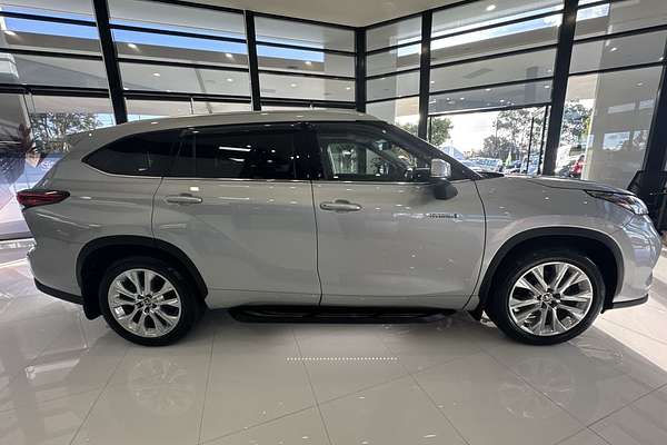 2022 Toyota Kluger Grande AXUH78R