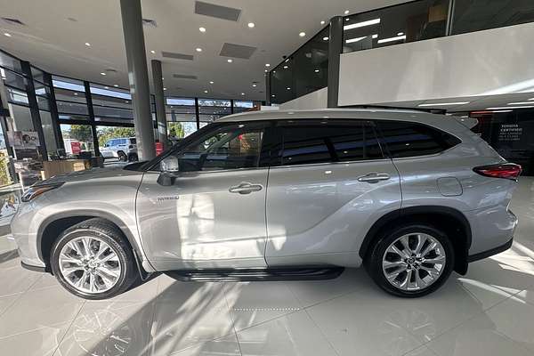 2022 Toyota Kluger Grande AXUH78R