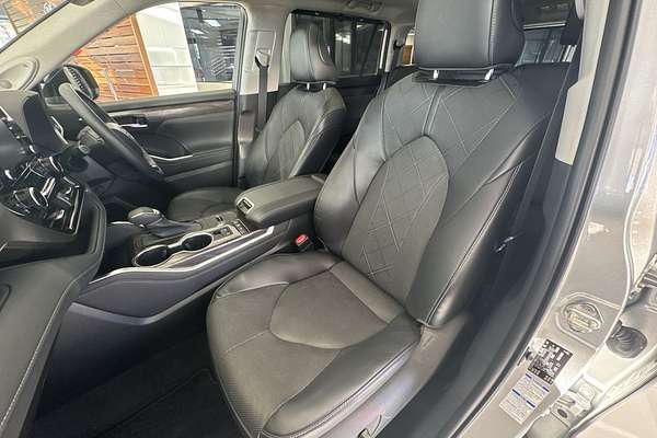2022 Toyota Kluger Grande AXUH78R