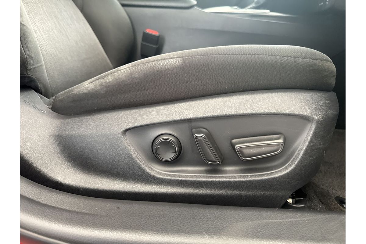 2019 Toyota Camry Ascent Sport ASV70R