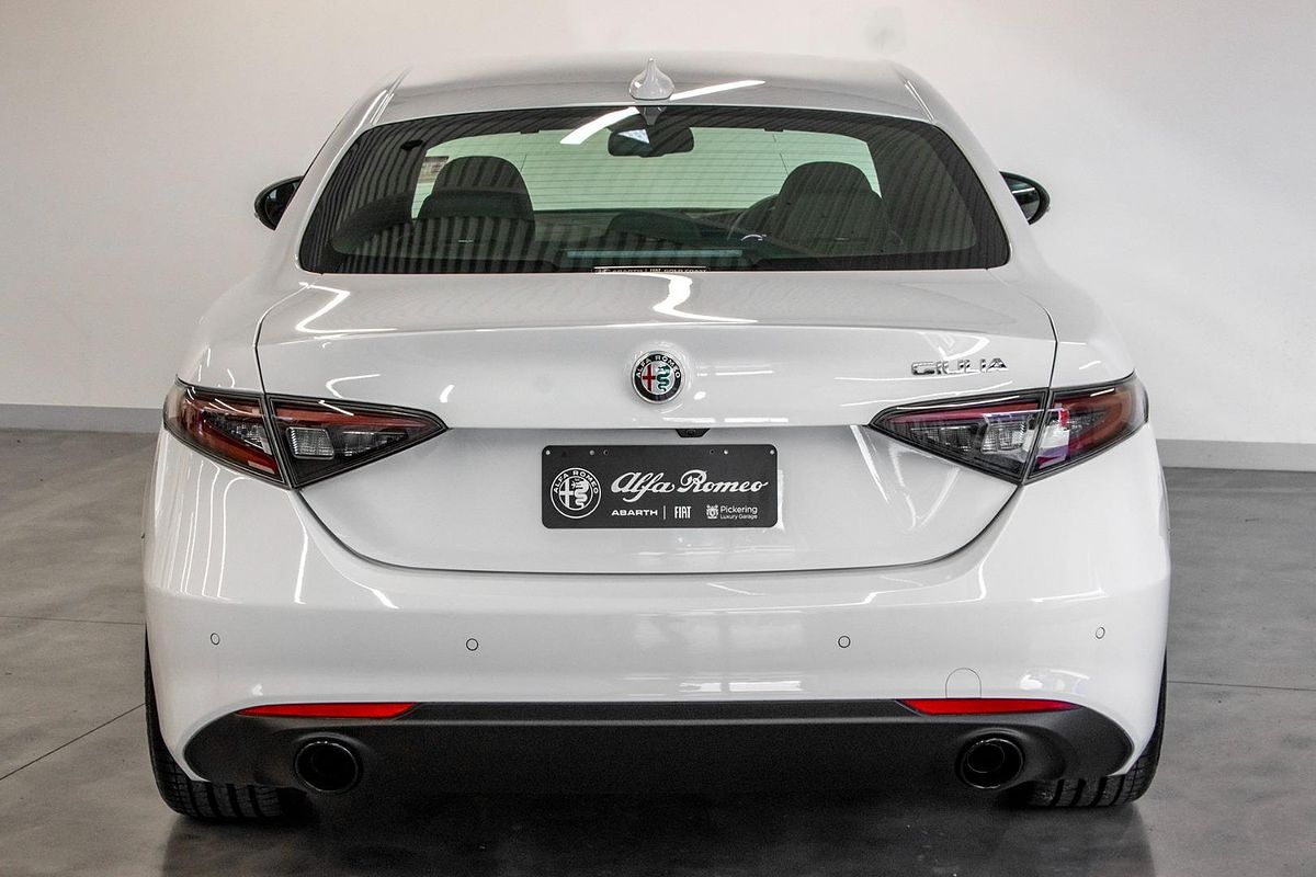 2024 Alfa Romeo Giulia Quadrifoglio Super Sport Series 5