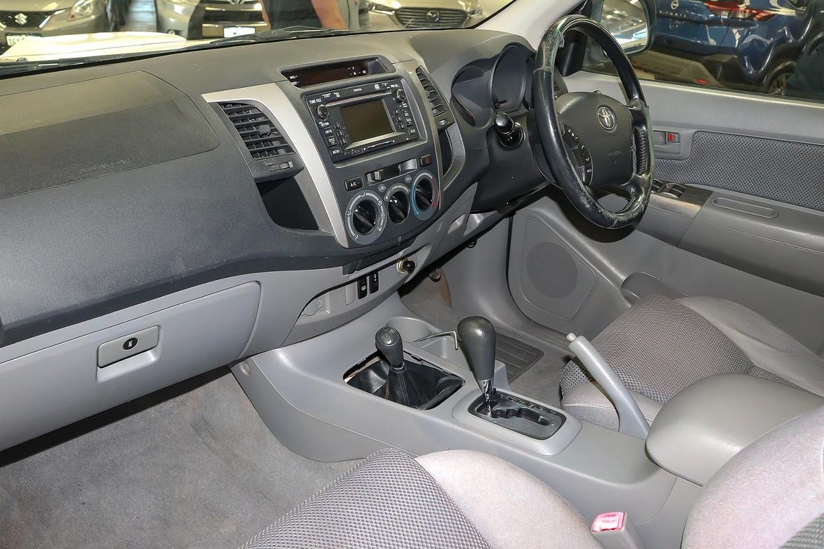 2010 Toyota Hilux SR5 KUN26R 4X4