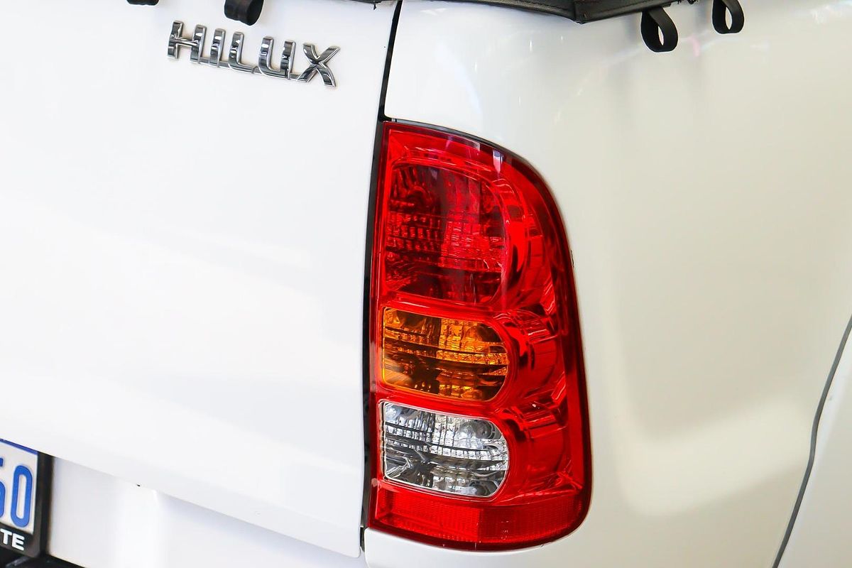2010 Toyota Hilux SR5 KUN26R 4X4