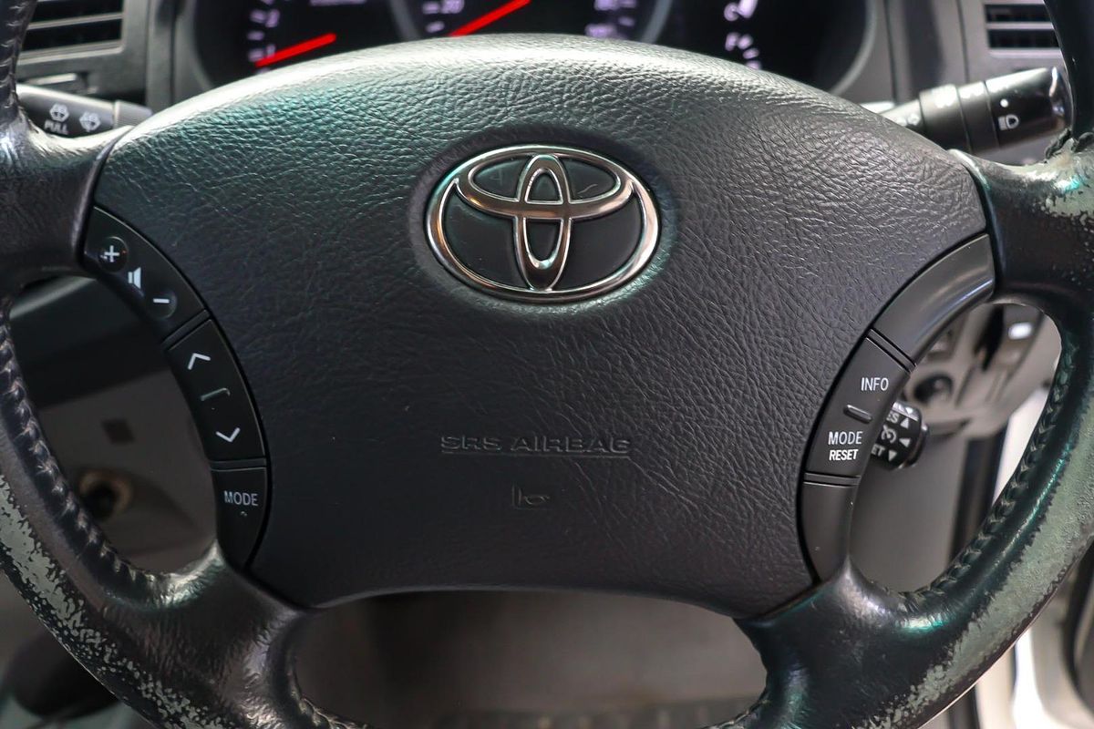 2010 Toyota Hilux SR5 KUN26R 4X4
