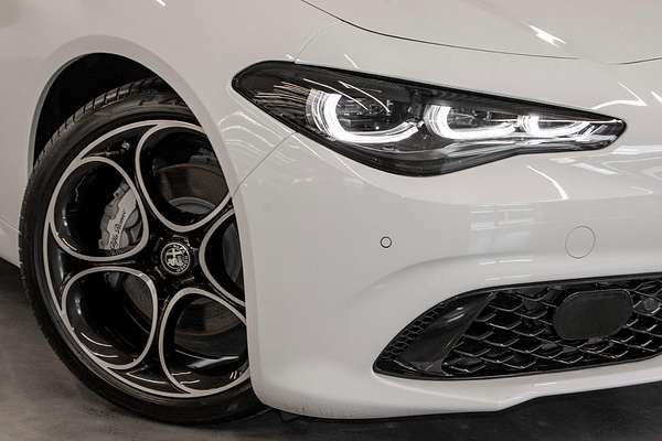 2024 Alfa Romeo Giulia Quadrifoglio Super Sport Series 5