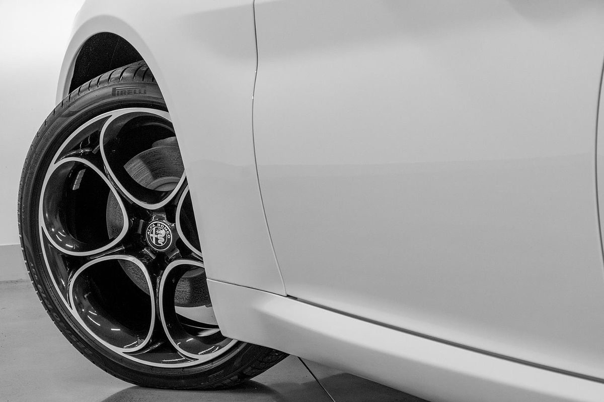 2024 Alfa Romeo Giulia Quadrifoglio Super Sport Series 5