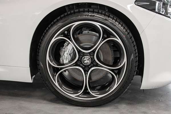 2024 Alfa Romeo Giulia Quadrifoglio Super Sport Series 5