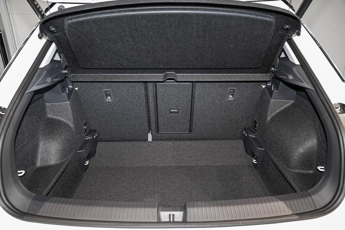 2025 Volkswagen T-Roc 110TSI Style D11