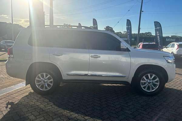 2019 Toyota Landcruiser Sahara VDJ200R