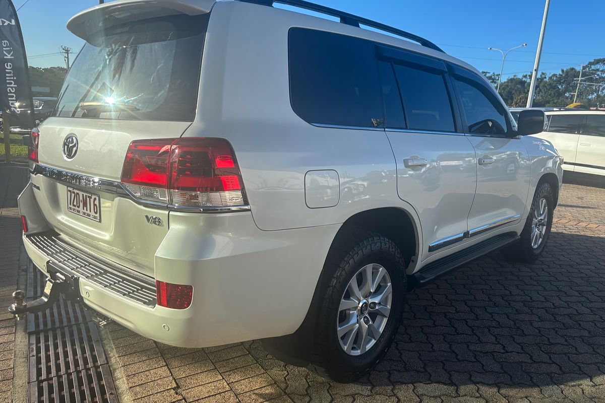 2019 Toyota Landcruiser Sahara VDJ200R