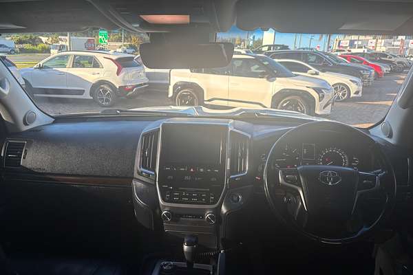 2019 Toyota Landcruiser Sahara VDJ200R