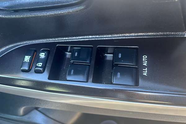 2019 Toyota Landcruiser Sahara VDJ200R
