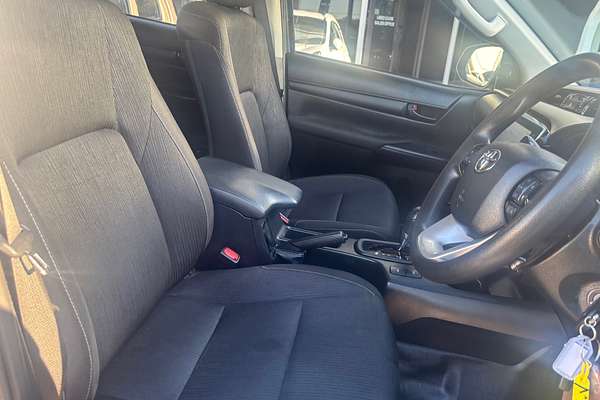 2023 Toyota Hilux SR GUN126R 4X4