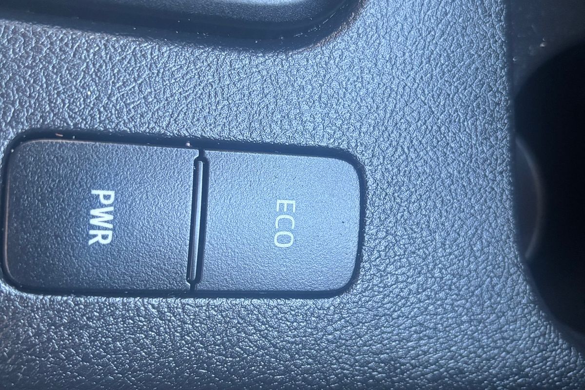 2023 Toyota Hilux SR GUN126R 4X4
