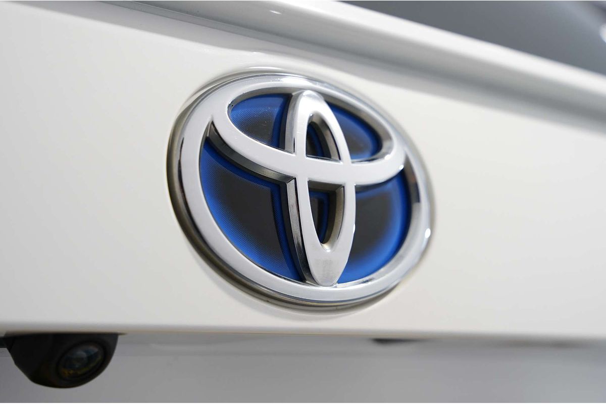 2021 Toyota RAV4 GX AXAH54R