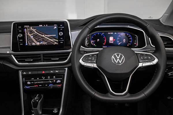 2025 Volkswagen T-Roc 110TSI Style D11