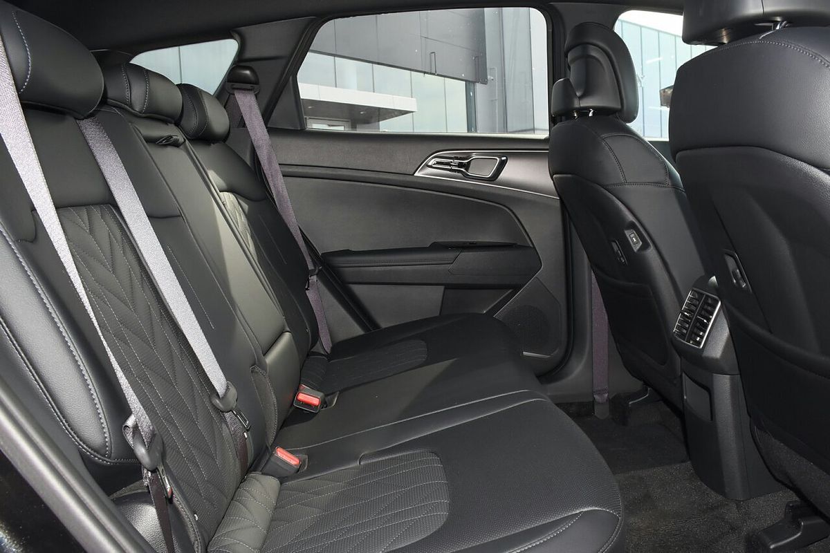 2025 Kia Sportage SX+ NQ5