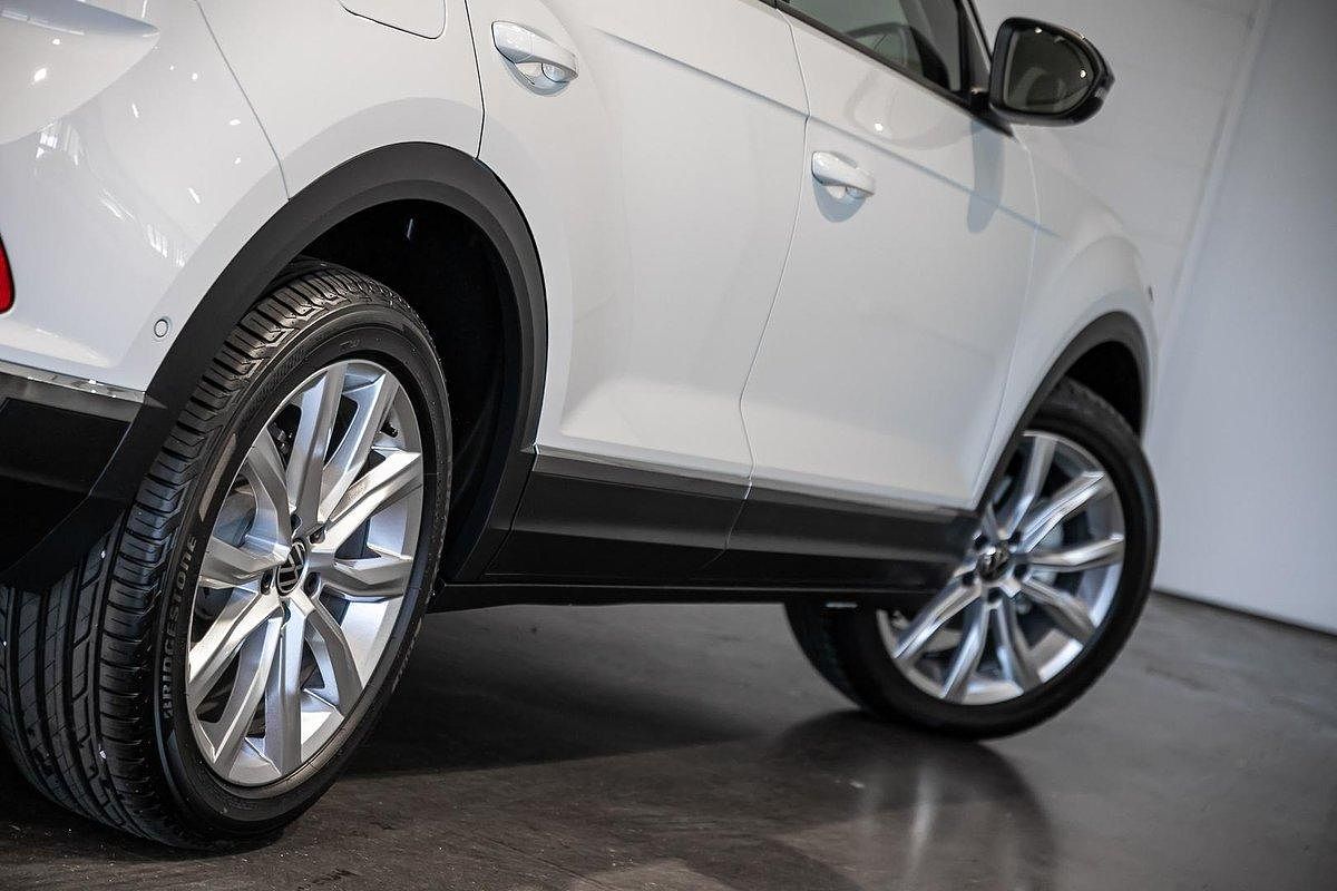 2025 Volkswagen T-Roc 110TSI Style D11