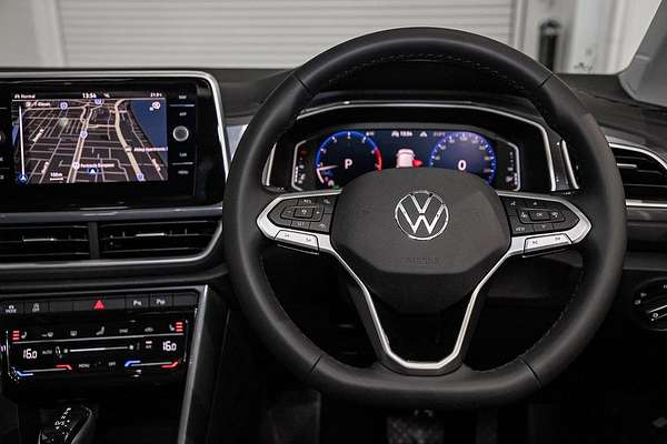 2025 Volkswagen T-Roc 110TSI Style D11