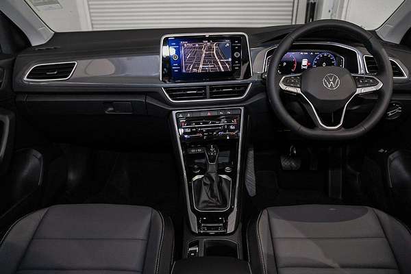 2025 Volkswagen T-Roc 110TSI Style D11