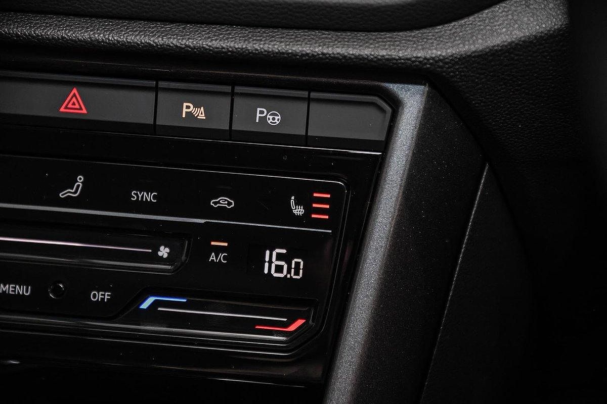2025 Volkswagen T-Roc 110TSI Style D11