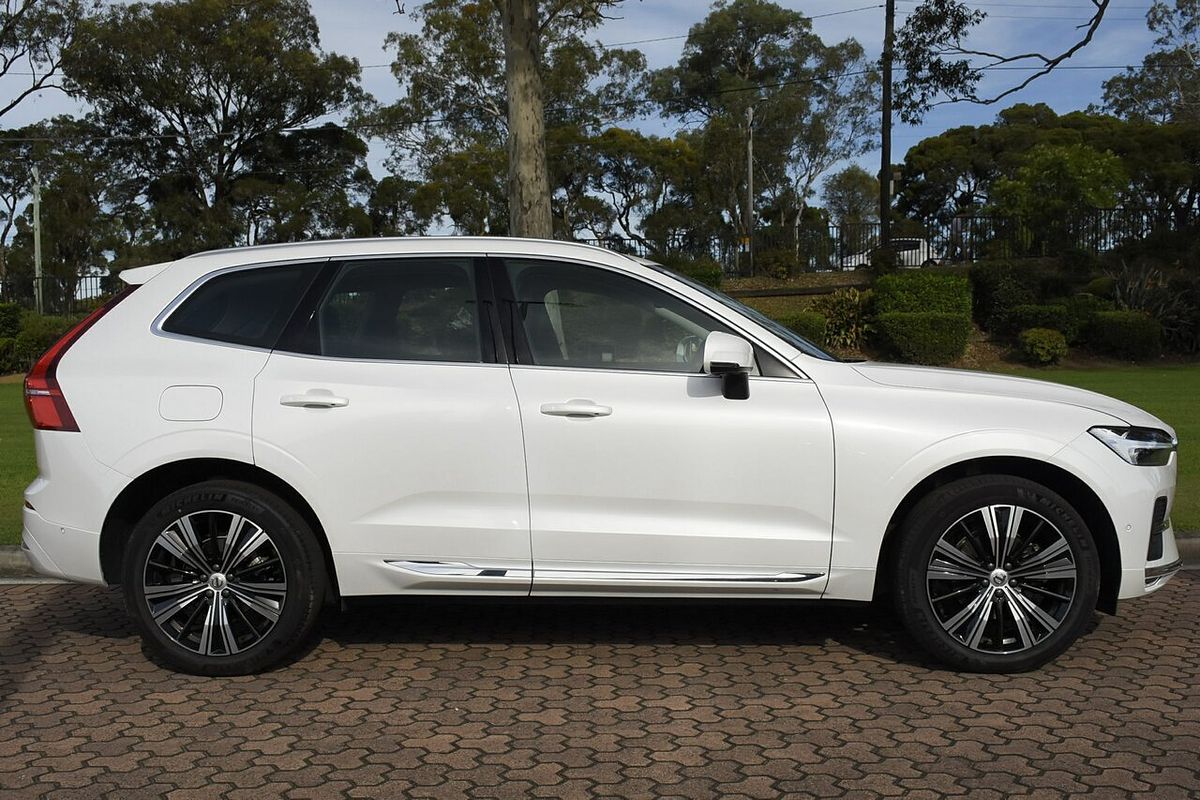 2024 Volvo XC60 Ultimate B5 Bright