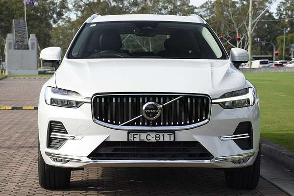 2024 Volvo XC60 Ultimate B5 Bright
