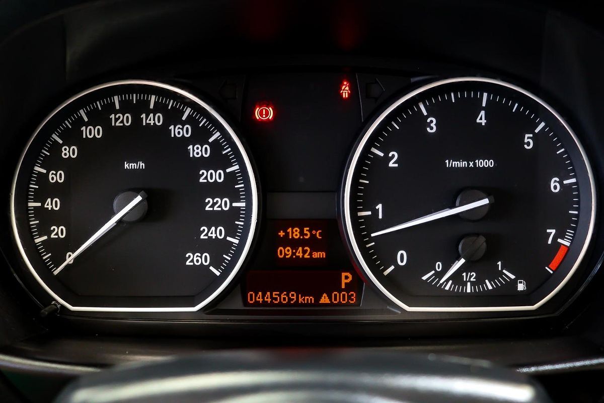 2012 BMW 1 Series 125i E88 LCI