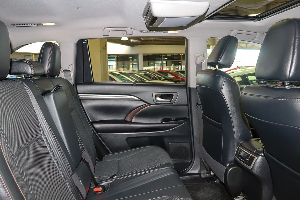 2017 Toyota Kluger Grande GSU55R