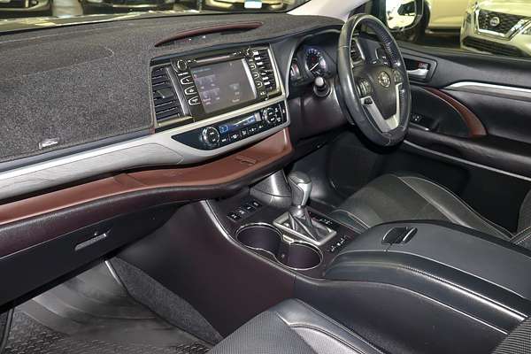 2017 Toyota Kluger Grande GSU55R