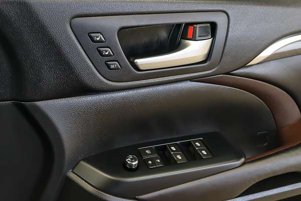 2017 Toyota Kluger Grande GSU55R